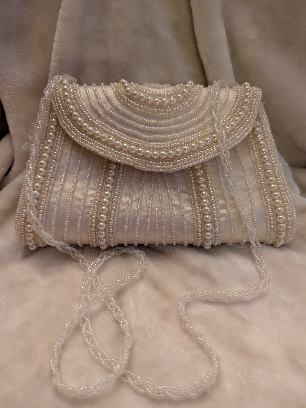 Vintage La Regale Beaded Pearl Clutch Ivory Satin Evening Bag Bridal Wedding 80s